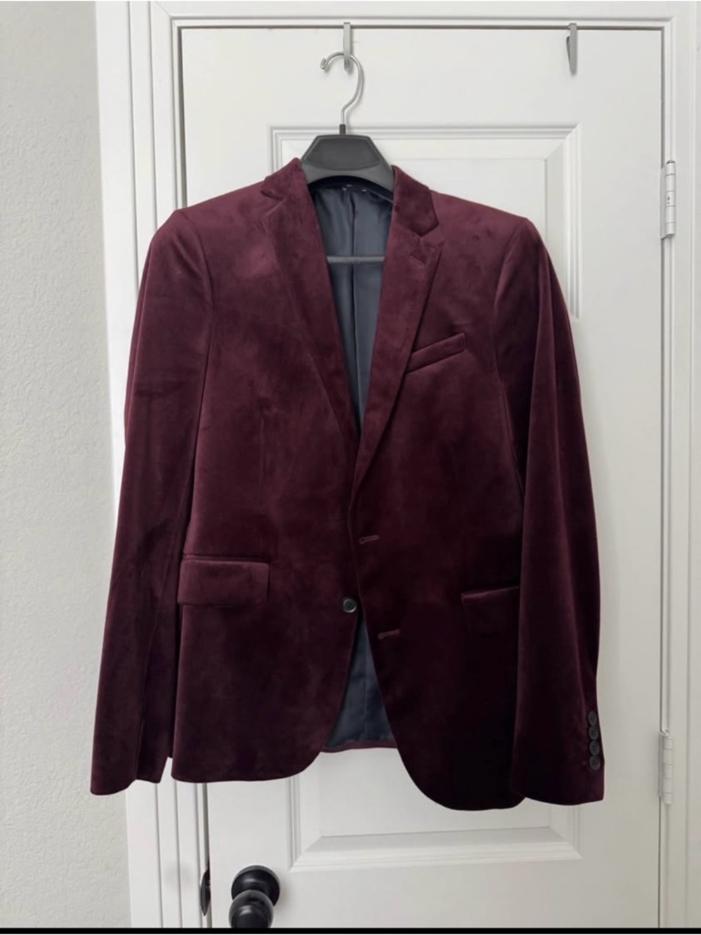 jf j.ferrar Men's Burgundy Velvet Sport Coat